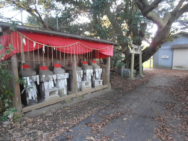 突如現れる地蔵様